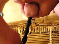 Peehole play