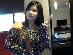 Thai girl provides sexual services for Japan guy