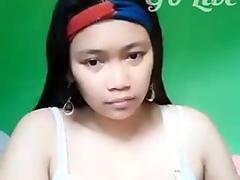 Indonesian camgirl shows her tits, cunt and bootie